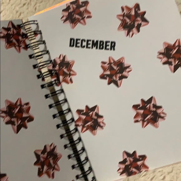 Pink calendar planner. - Picture 4 of 4